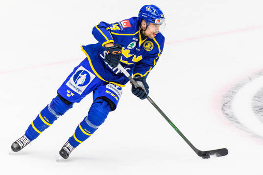 Emil Pettersson of Sweden