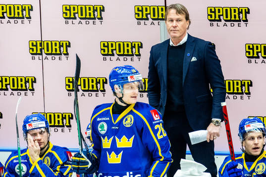 Head coach Johan Garpenlöv of Sweden