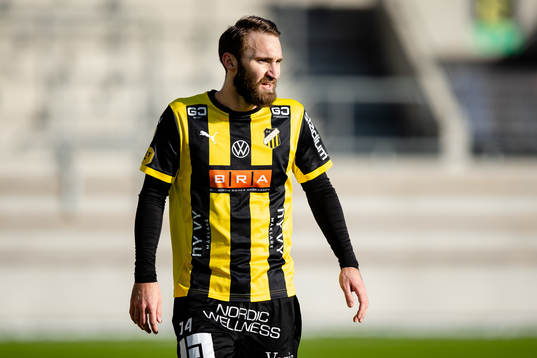 Häckens Oskar Sverrisson