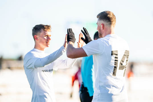 Landskronas  Erik Pärsson jublar