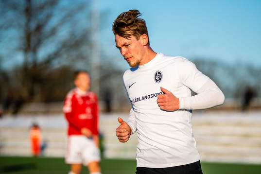 Landskronas Robin Hofsö jublar