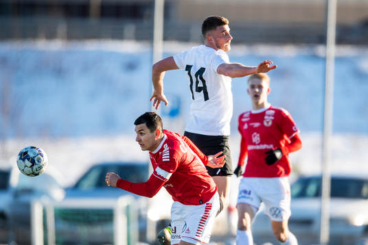 Landskronas Erik Pärsson och Kalmars Emin Nouri