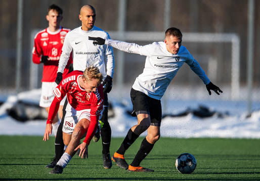Landskronas Melker Heier och Kalmars Alex Mortensen
