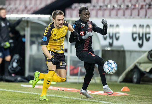 [DK=20210214: Hallur Hansson (10), AC Horsens og Pione
