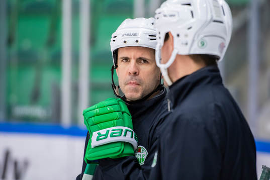 Rögles assisterande tränare Cory Murphy