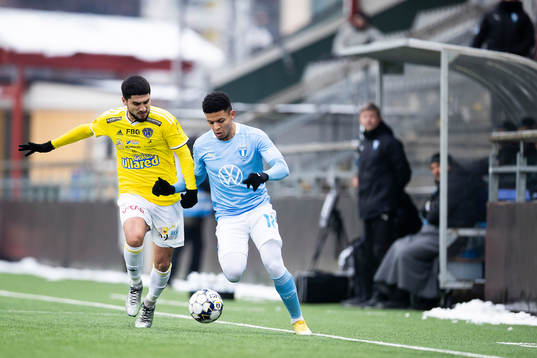 Falkenbergs Mahmut Özen och Malmö FFs Romain Gall