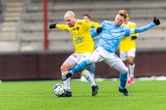Falkenbergs Christoffer Carlsson och Malmö FFs Anders