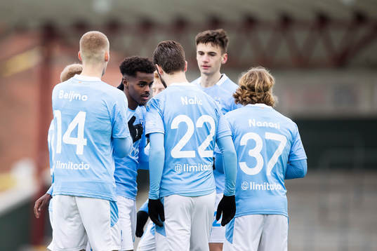Malmö FFs Mubaarak Nuh jublar