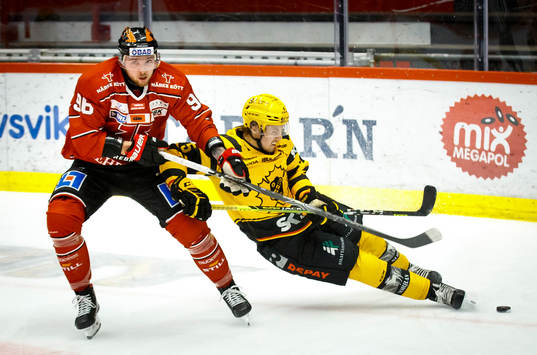 Örebros Robin Kovacs och Skellefteås Philip Broberg
