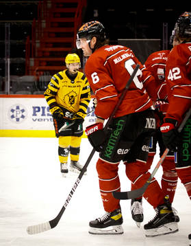 Örebros Stefan Warg gör 3-1 och jublar