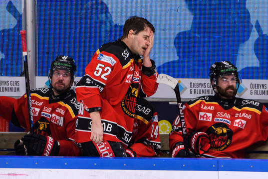 Luleås Karl Fabricius har ont