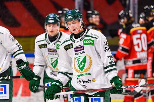 Färjestads Albert Johansson deppar