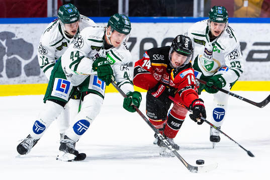 Färjestads Jacob Peterson och Luleås Jonas Berglund
