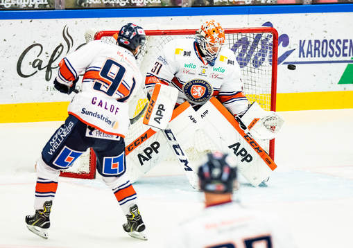 Växjös målvakt Erik Källgren och Andrew Calof