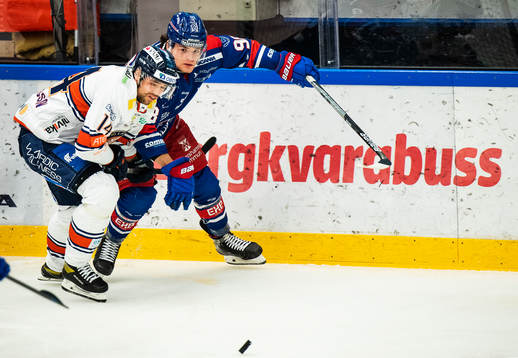 Oskarshamns Lance Bouma och Växjös Emil Pettersson