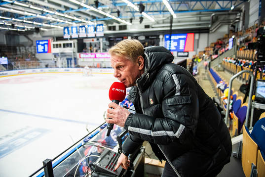 Cmores kommentator Niklas Wikegård