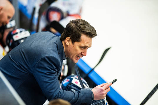 Växjös tränare Sam Hallam