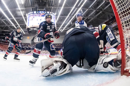 Linköpings Jonas Holös och Leksands Carter Ashton
