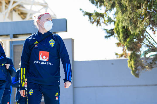 Goalkeeper Hedvig Lindahl
