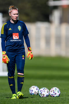 Goalkeeper Hedvig Lindahl