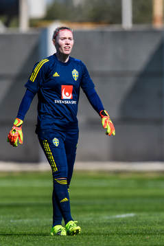 Goalkeeper Hedvig Lindahl