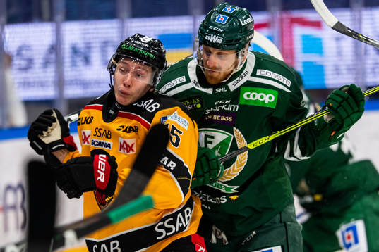Luleås Carl Mattsson och Färjestads Pontus Widerström