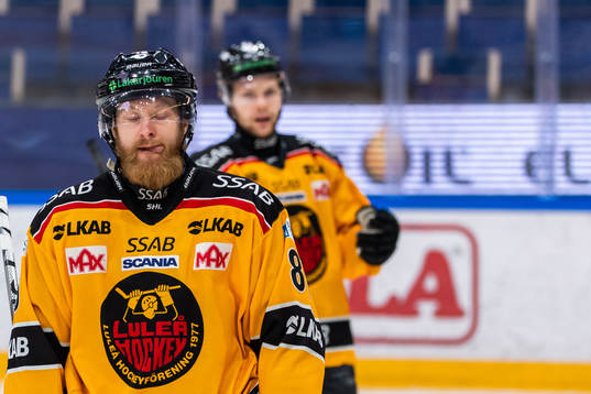 Luleås Linus Klasen deppar