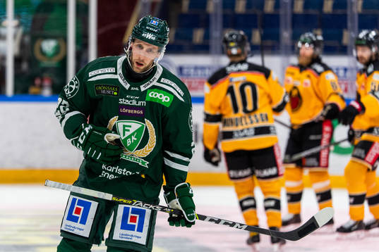 Färjestads Per Åslund deppar