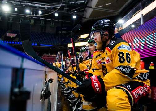 Luleås Linus Klasen deppar