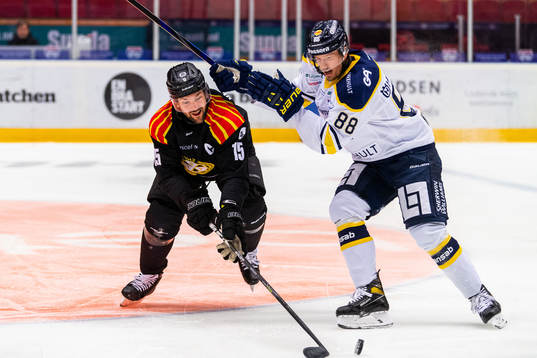 under ishockeymatchen i SHL mellan Brynäs och HV71
