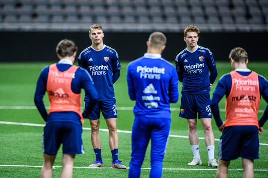 Djurgårdens Elias Andersson och Aslak Witry