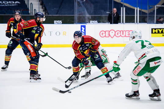 Djurgårdens Jesper Pettersson och Rögles Daniel Zaar