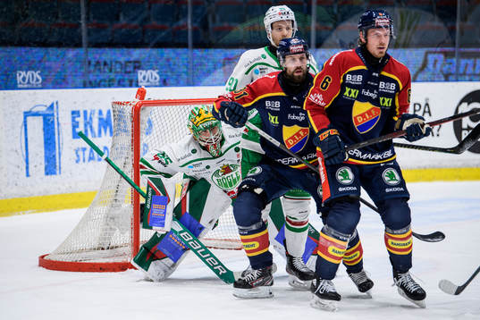 Rögles målvakt Christoffer Rifalk och Ted Brithén mot