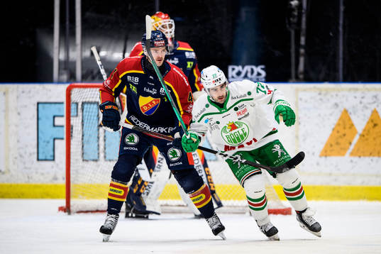 Djurgårdens Marcus Högström och Rögles Daniel Zaar