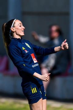 Kosovare Asllani