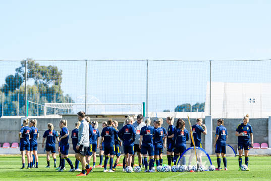 Players gather