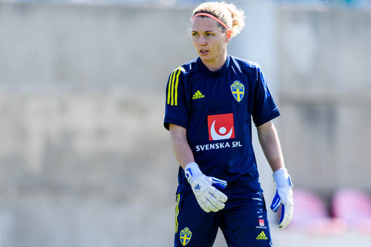 Goalkeeper Jennifer Falk