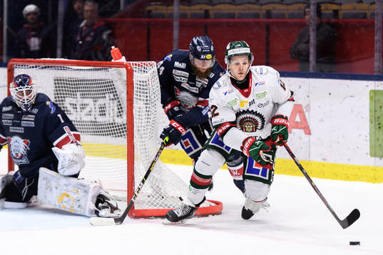 Linköpings Jonas Junland och Frölundas Max Friberg