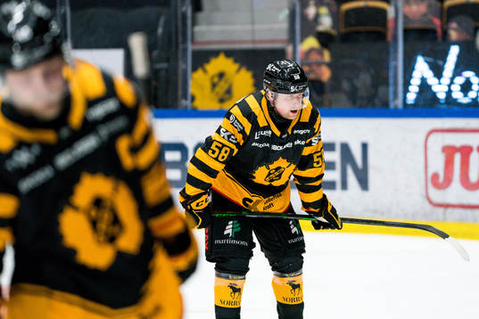 Skellefteås Oskar Nilsson deppar