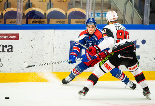 Oskarshamns Tyler Kelleher och Malmö Redhawks Joseph Veleno