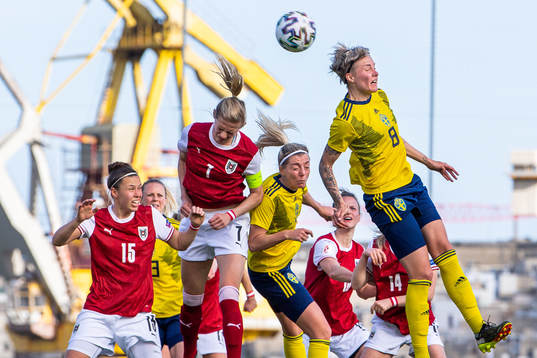 Lina Hurtig of Sweden scores 1-3