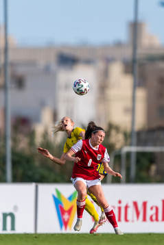 Sofia Jakobsson of Sweden and Barbara Dunst of Austria