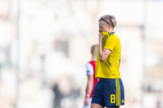Lina Hurtig of Sweden looks dejected