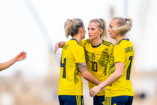 Sofia Jakobsson of Sweden celebrates with Nathalie Björn