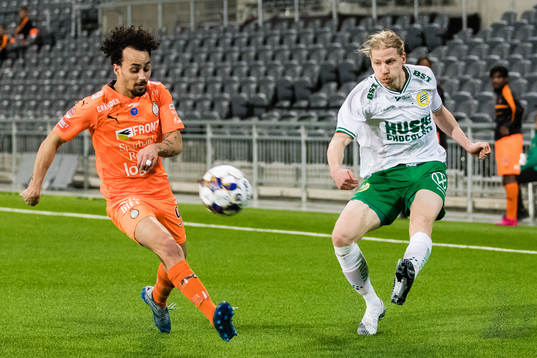 AFC Eskilstunas Victor Fors och Hammarbys Gustav Ludwigson