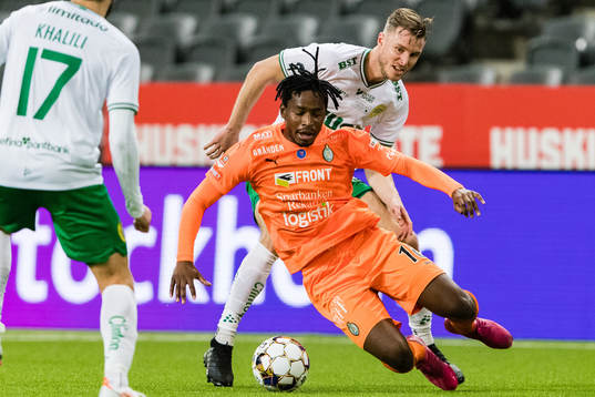 Hammarbys Richard Magyar och AFC Eskilstunas York Rafael