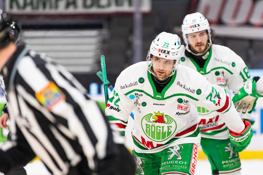Rögles Daniel Zaar jublar
