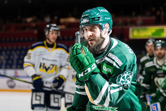 Färjestads Jesse Virtanen jublar