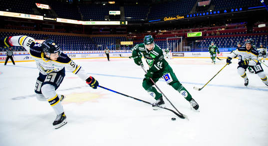 s Fredrik Forsberg och Färjestads Jacob Peterson