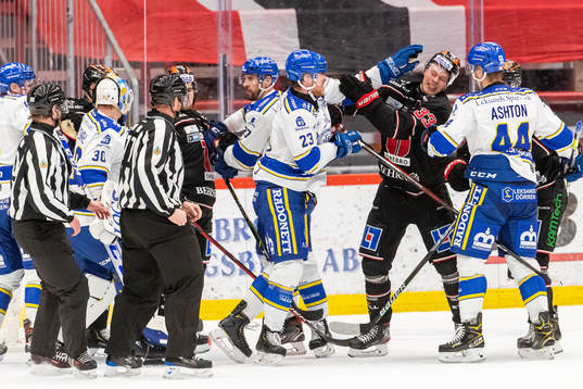 Leksands Mirco Müller och Örebros Christopher Mastomäki